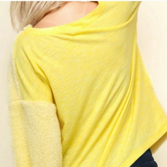 Umgee Oversized Fluffy Cozy Long sleeve Vibrant Yellow Sweater Fleece back NEW - Picture 2 of 12